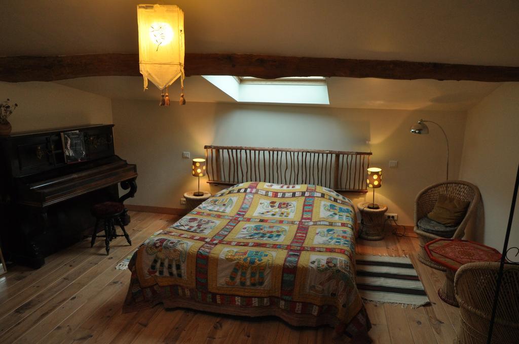 La Grange D'Agnes Bed and Breakfast Montmaur-en-Diois Exteriör bild