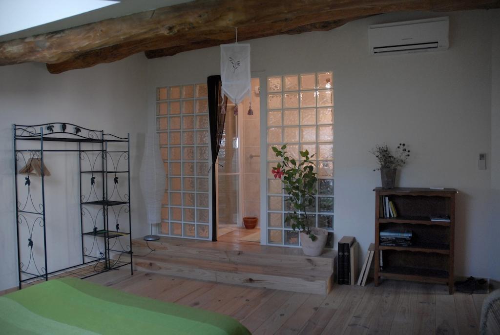La Grange D'Agnes Bed and Breakfast Montmaur-en-Diois Rum bild